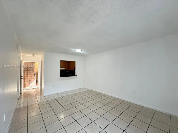 $1,799 | 1008 Northwest 45th Avenue, Unit 4, Miami, FL 33126