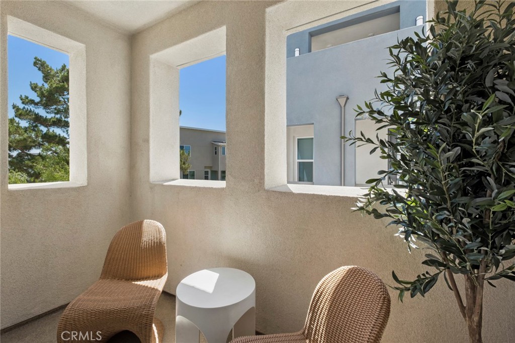 327 Baluster Irvine, CA 92618 - Photo 20 of 75