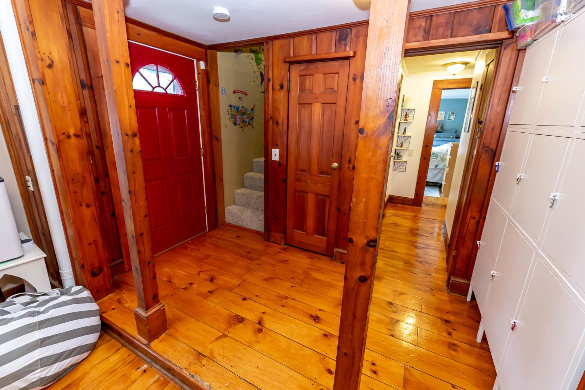 22 Goodhue Road Derry, NH 03038 - Photo 18 of 39