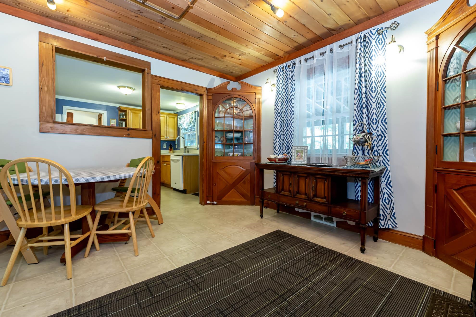 22 Goodhue Road Derry, NH 03038 - Photo 7 of 39