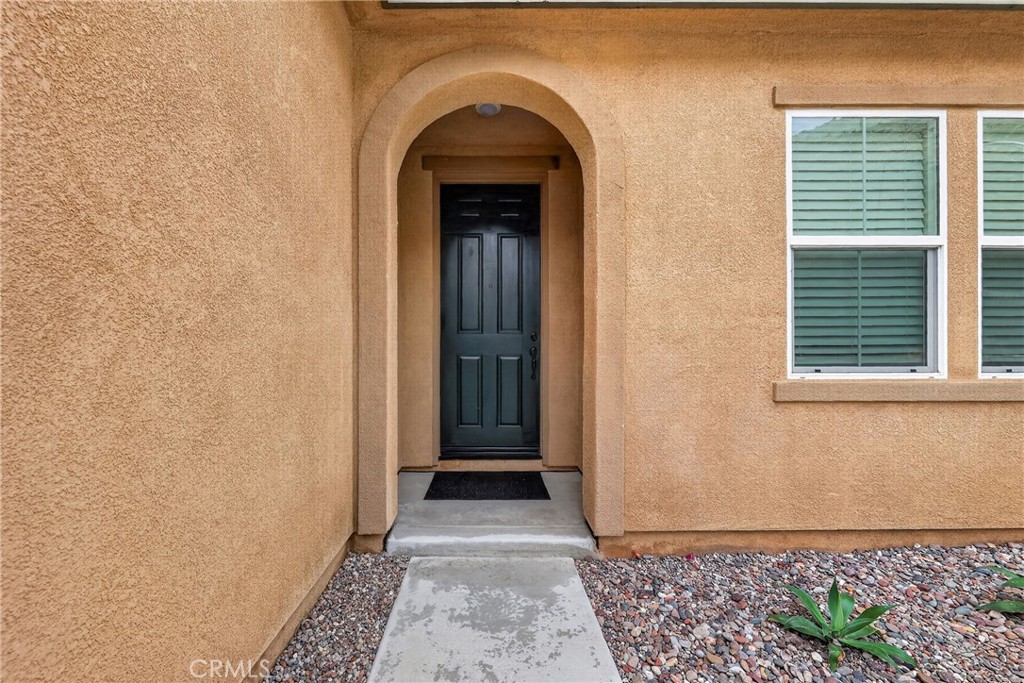 7335 Stockyard Road Riverside, CA 92507 - Photo 3 of 46