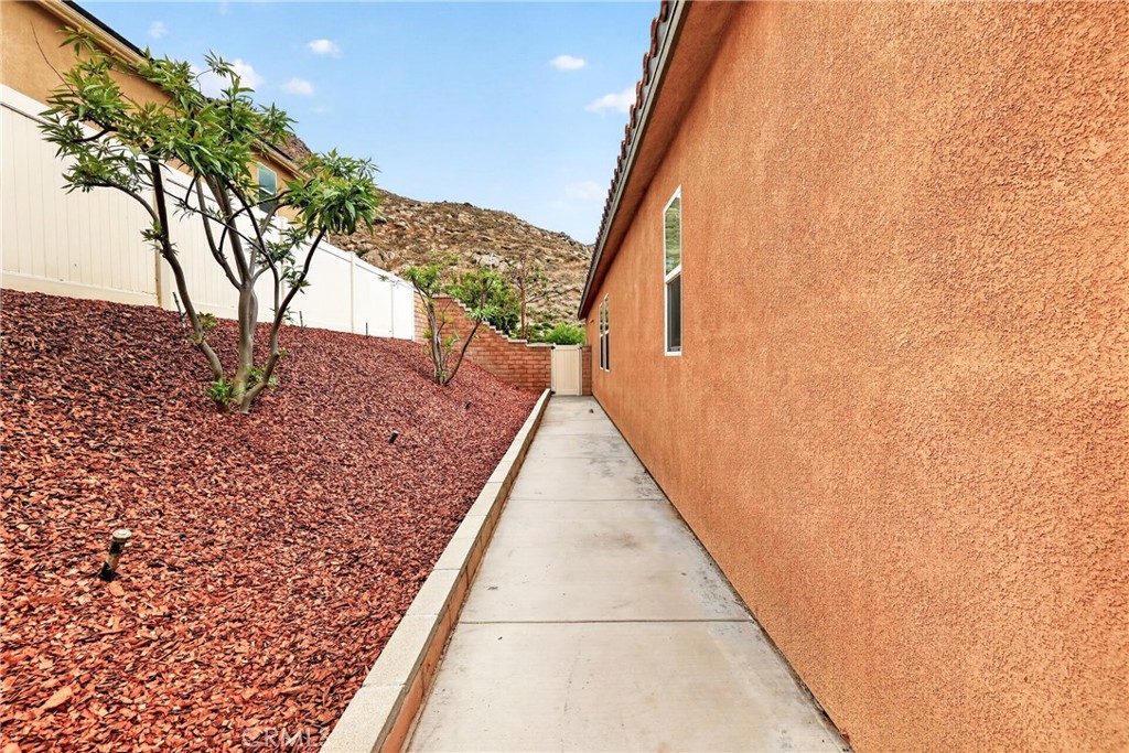 7335 Stockyard Road Riverside, CA 92507 - Photo 41 of 46