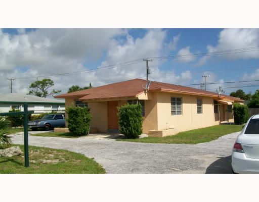 633 Silver Beach Road Lake Park, FL 33403 - Photo 1 of 5 Primary Photo