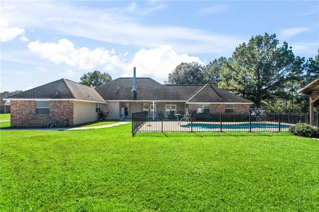 $520,000 | 25413 Turkey Ridge Road, Bush, LA 70431
