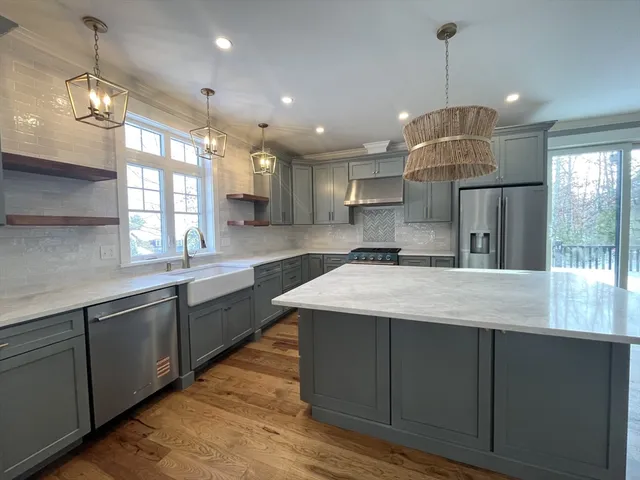 $989,900 | 40 Duffy Drive, Attleboro, MA 02703