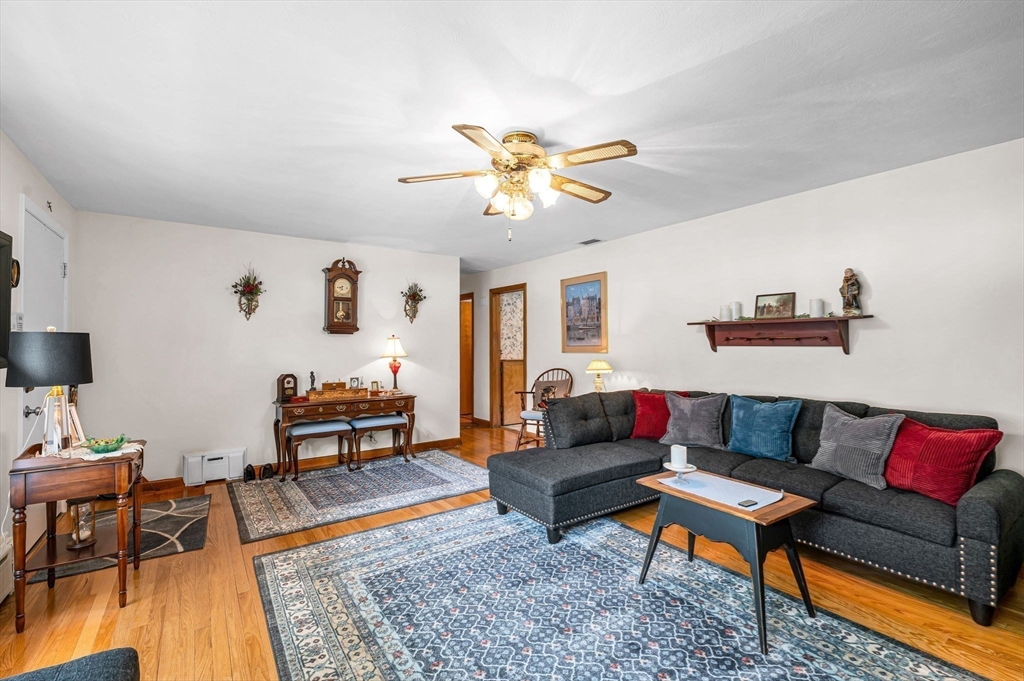 296 Pease Road East Longmeadow, MA 01028 - Photo 8 of 42