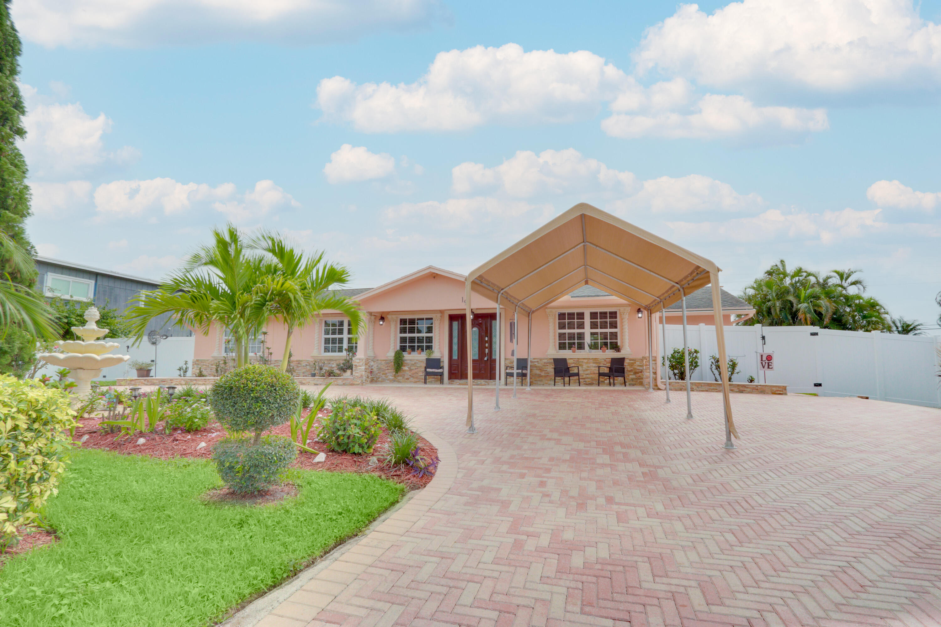 19 West Mango Road Lake Worth, FL 33467 - Photo 5 of 41 Untitled-5