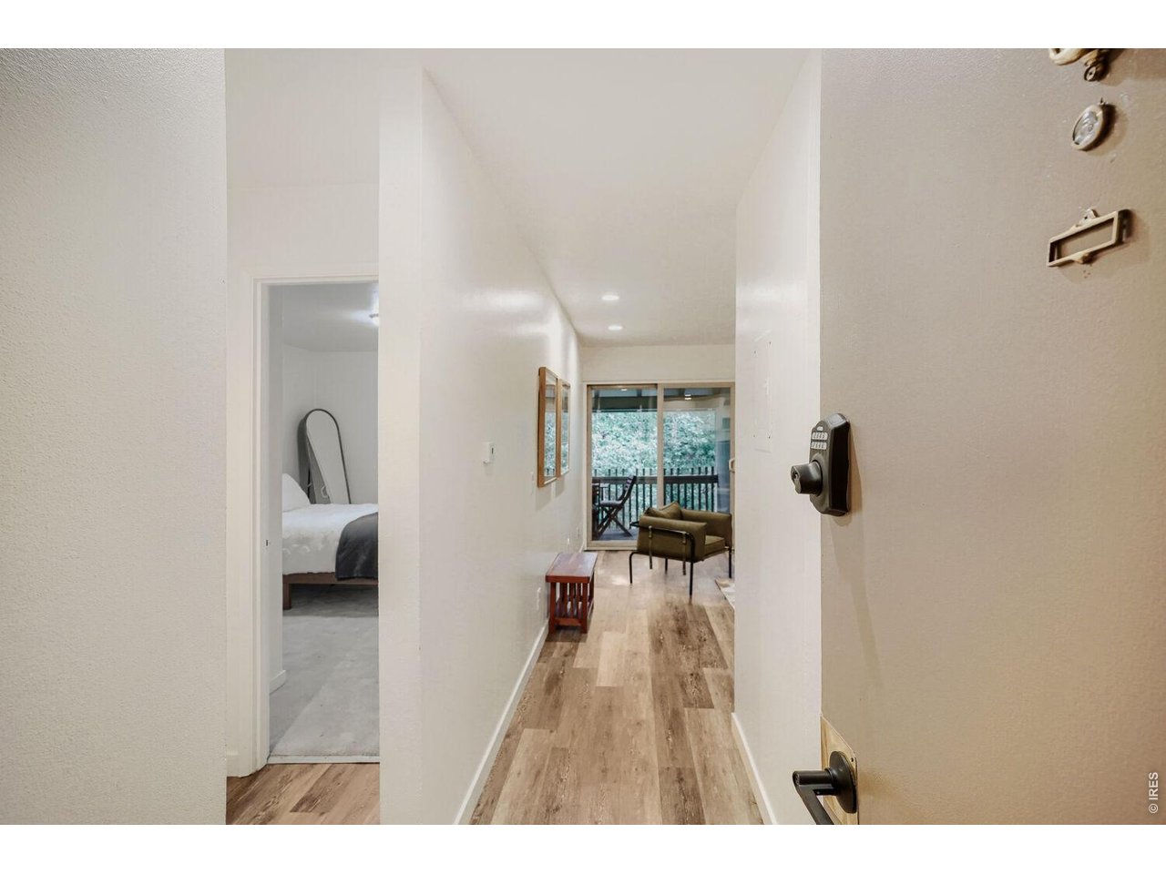 2707 Valmont Road, Unit 307D Boulder, CO 80304 - Photo 14 of 19 entry hallway