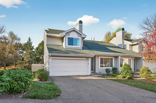 $350,000 | 15675 25th Circle North, Unit A, Plymouth, MN 55447