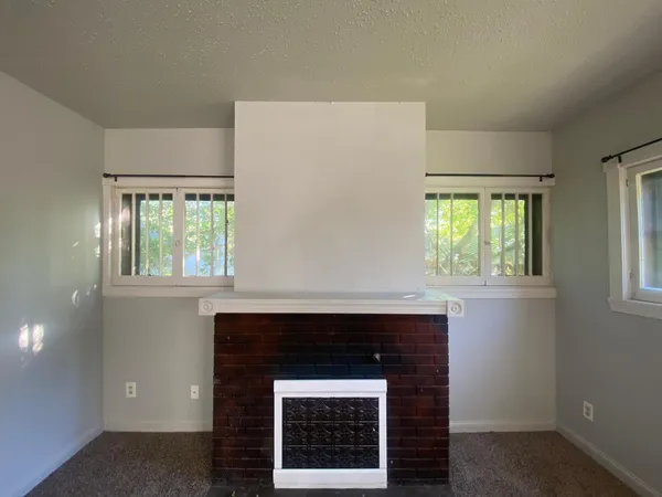 $260,000 | 214-216 12th Street South, Fargo, ND 58103