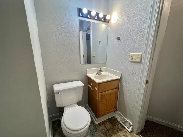 $260,000 | 214-216 12th Street South, Fargo, ND 58103