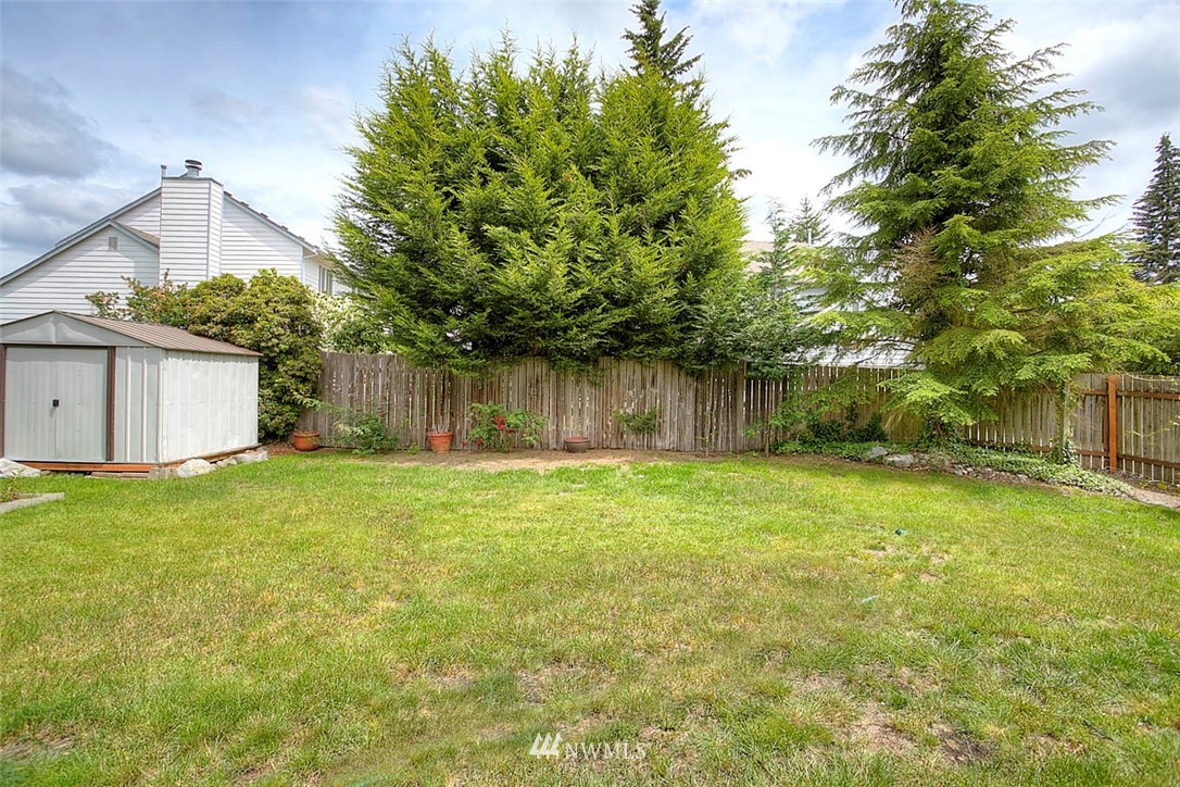 1954 Union Avenue Northeast Renton, WA 98059 - Photo 18 of 19