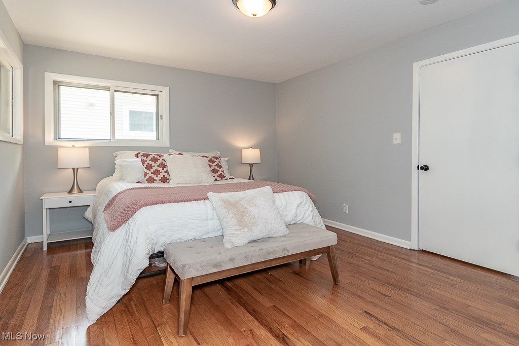 32609 Knobel Road Willowick, OH 44095 - Photo 13 of 29 Master bedroom with new fixtures and natural lighting
