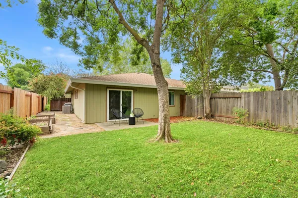 $960,000 | 5209 Glide Drive, Davis, CA 95618