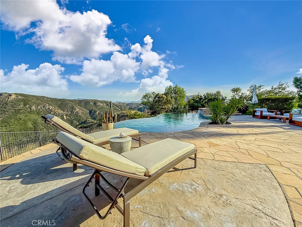 130 Dapplegray Road Bell Canyon, CA 91307 - Photo 42 of 73