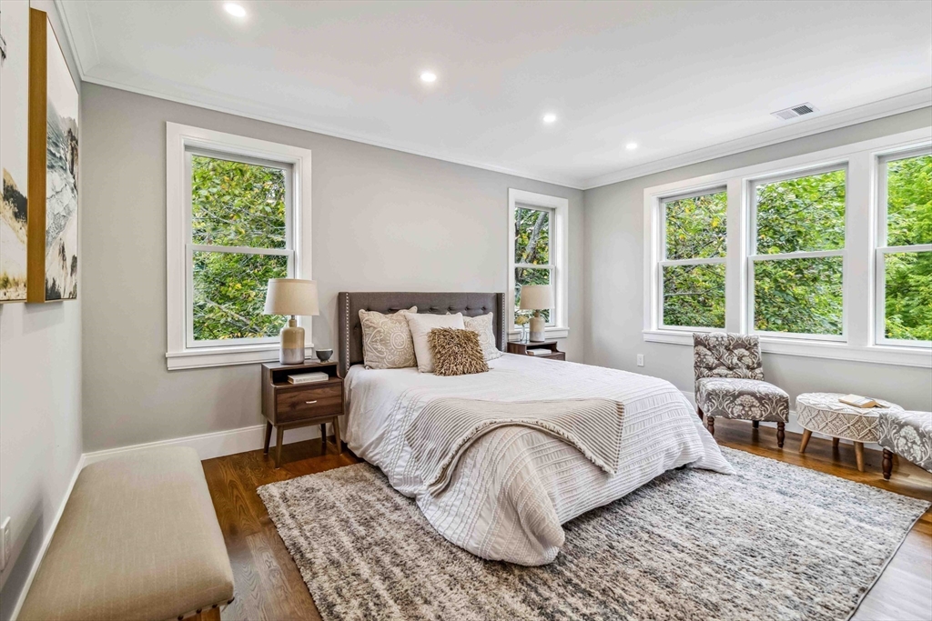 281 Ward Street Newton, MA 02459 - Photo 16 of 28