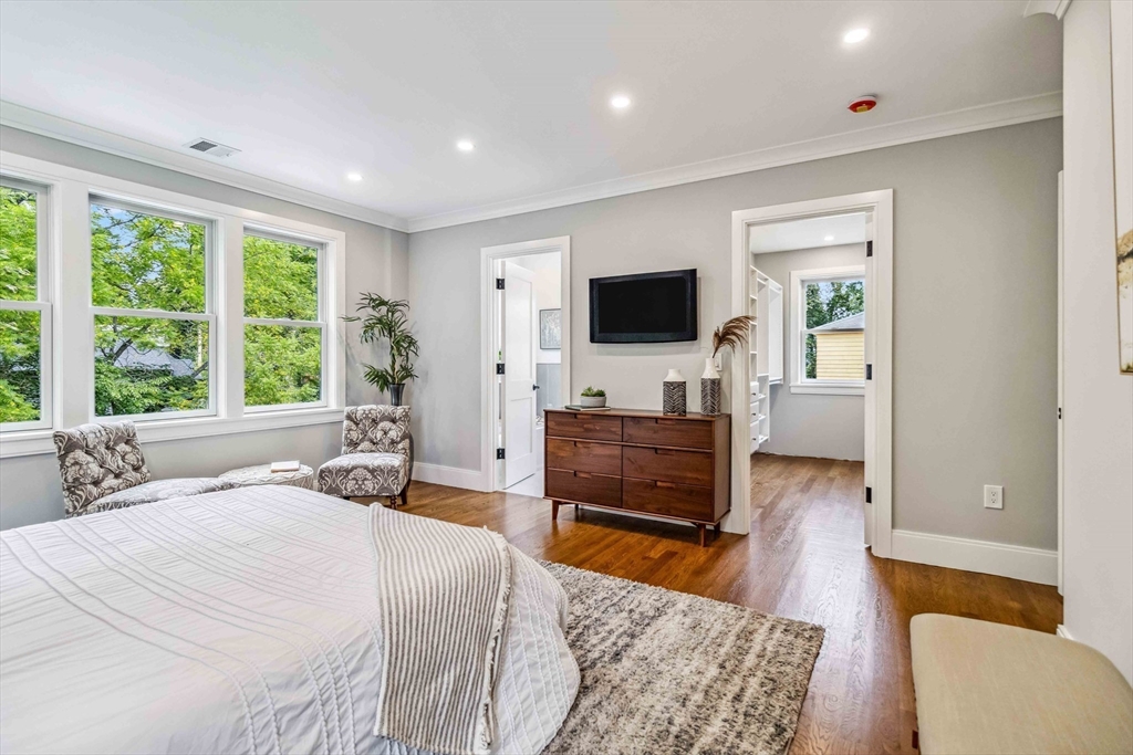 281 Ward Street Newton, MA 02459 - Photo 17 of 28
