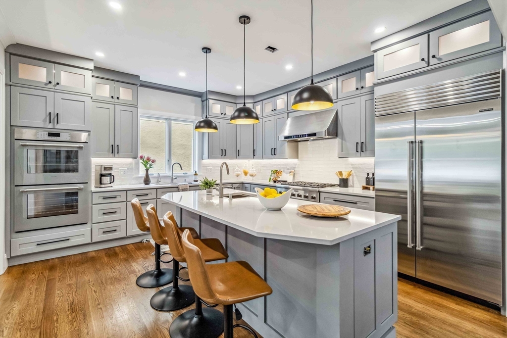 281 Ward Street Newton, MA 02459 - Photo 9 of 28