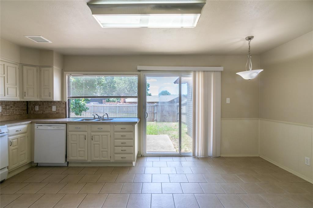 3314 Ridgemoor Drive Garland, TX 75044 - Photo 11 of 19