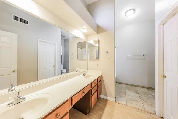 $2,475 | 743 West Sherri Drive, Gilbert, AZ 85233