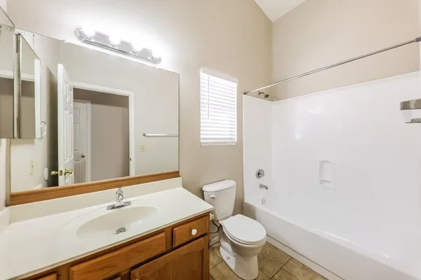 $2,475 | 743 West Sherri Drive, Gilbert, AZ 85233
