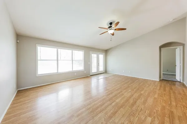 $2,475 | 743 West Sherri Drive, Gilbert, AZ 85233