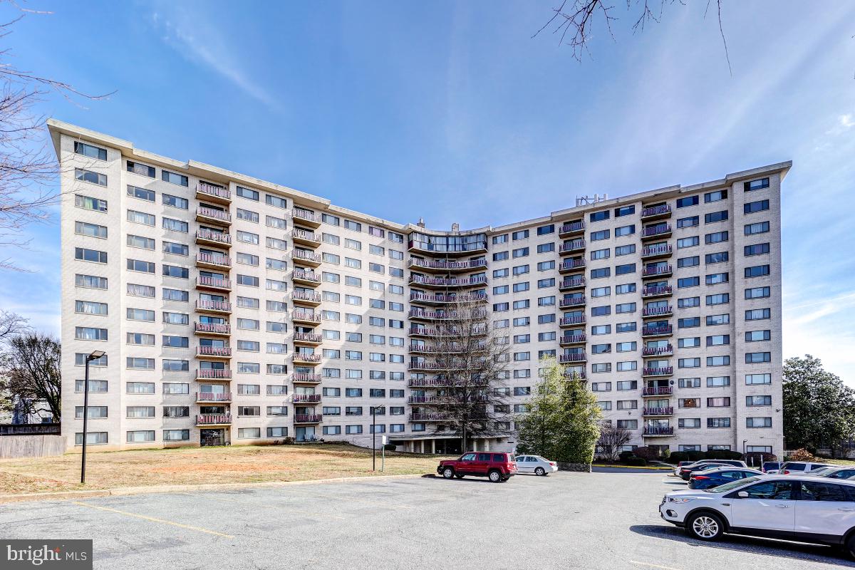 8830 Piney Branch Road, Unit 710 Silver Spring, MD 20903 - Photo 3 of 30 Gallery Image 3
