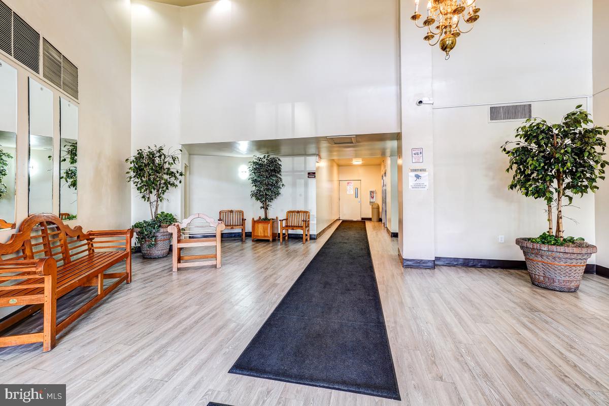 8830 Piney Branch Road, Unit 710 Silver Spring, MD 20903 - Photo 4 of 30 Gallery Image 4