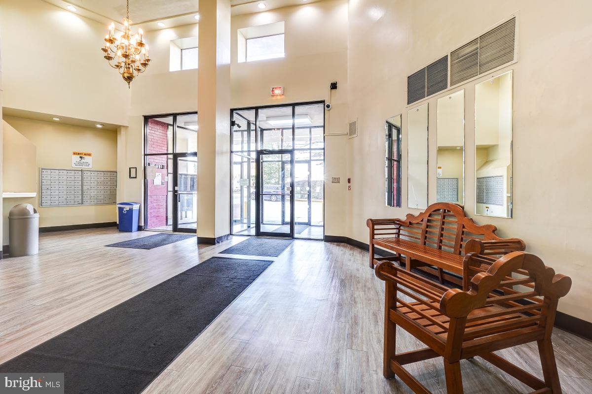 8830 Piney Branch Road, Unit 710 Silver Spring, MD 20903 - Photo 5 of 30 Gallery Image 5