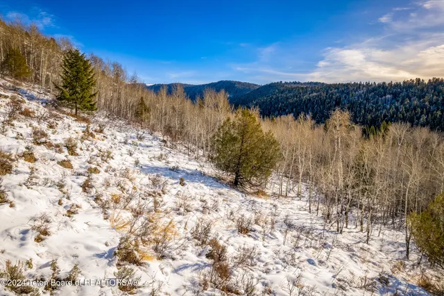 $189,000 | 3040 Canyon Crest Drive, Victor, ID 83455