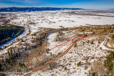 $189,000 | 3040 Canyon Crest Drive, Victor, ID 83455