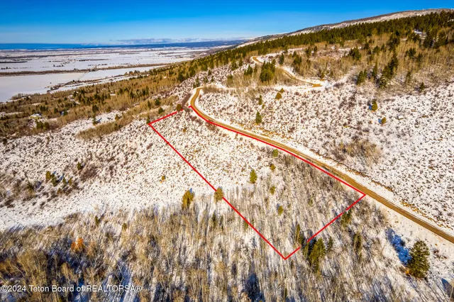 $189,000 | 3040 Canyon Crest Drive, Victor, ID 83455