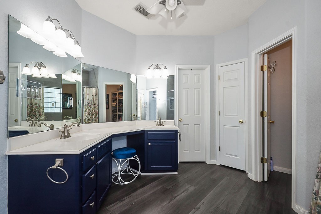318 Sunrise Boulevard Angleton, TX 77515 - Photo 16 of 39