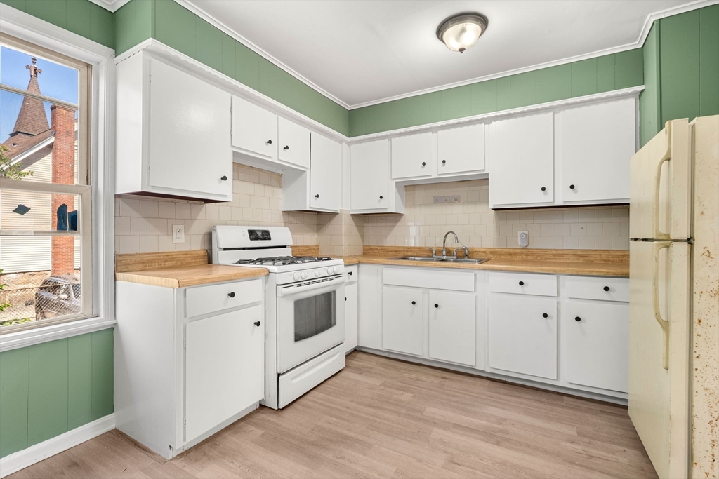 95 Flint Street Fall River, MA 02723 - Photo 18 of 35 Gallery Image 18