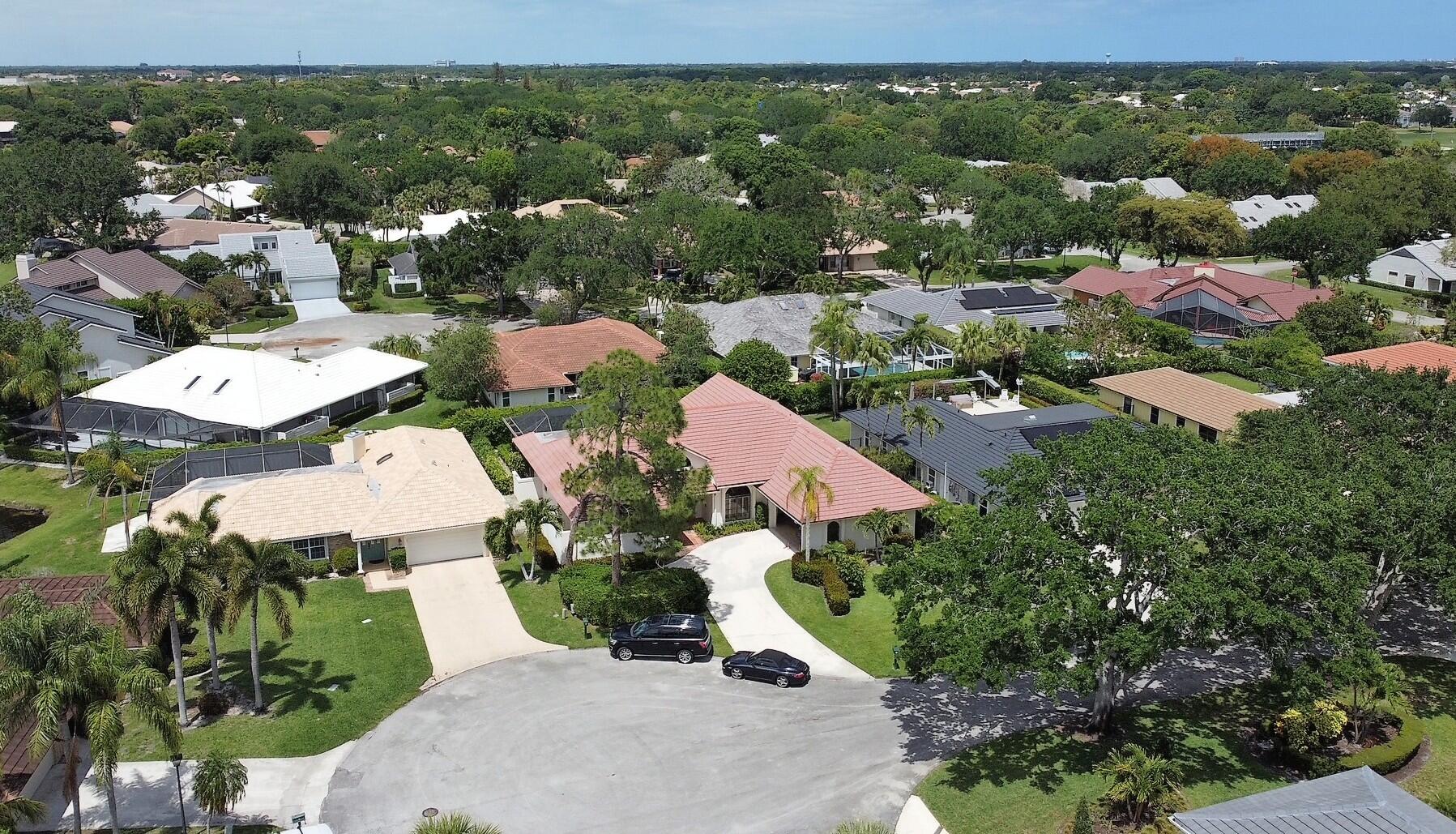 4 Lochwick Road Palm Beach Gardens, FL 33418 - Photo 34 of 35 dji_fly_20260416_141830_92_1776363520962
