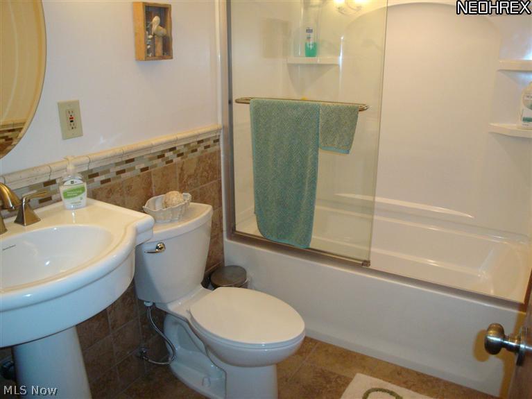 42090 Butternut Ridge Road Elyria, OH 44035 - Photo 6 of 24 Gallery Image 6