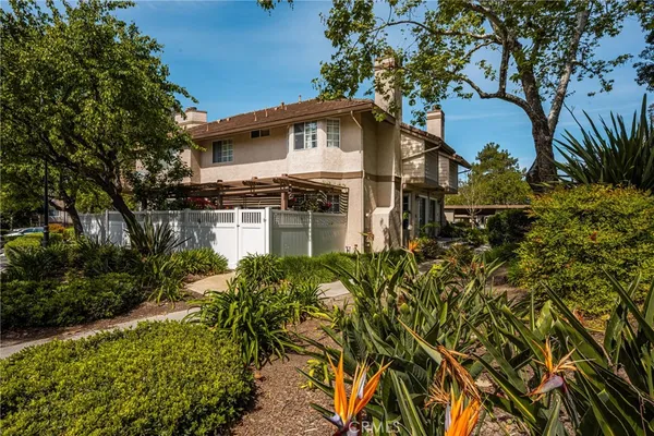 $749,500 | 24394 Larchmont Court, Laguna Hills, CA 92653