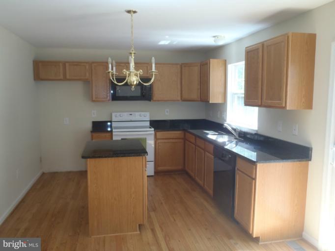 505 Silverside Road Edgewood, MD 21040 - Photo 11 of 27 Kitchen