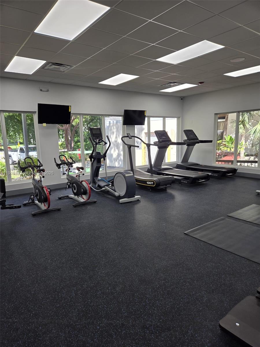 17011 North Bay Road, Unit 211 Sunny Isles Beach, FL 33160 - Photo 19 of 35