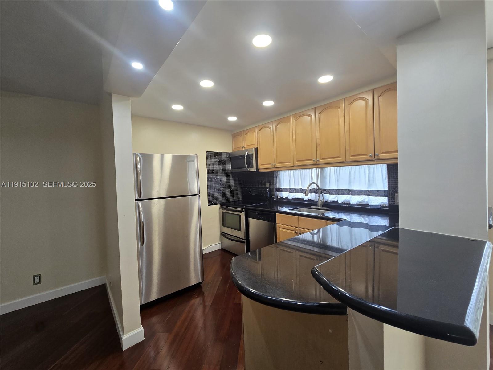 17011 North Bay Road, Unit 211 Sunny Isles Beach, FL 33160 - Photo 33 of 35