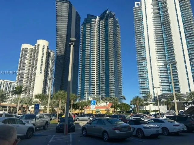 $2,050 | 17011 North Bay Road, Unit 211, Sunny Isles Beach, FL 33160