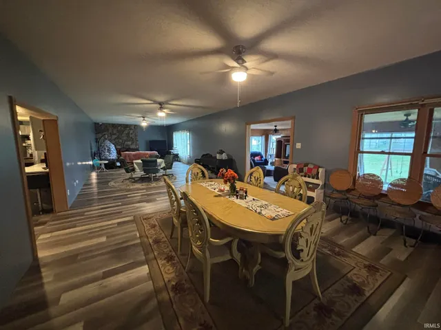 $229,900 | 106 East 16th Street, Vincennes, IN 47591