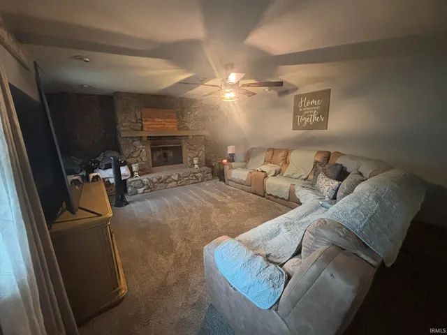 $229,900 | 106 East 16th Street, Vincennes, IN 47591