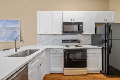 $349,000 | 2802 Nueces Street, Unit 201, Austin, TX 78705