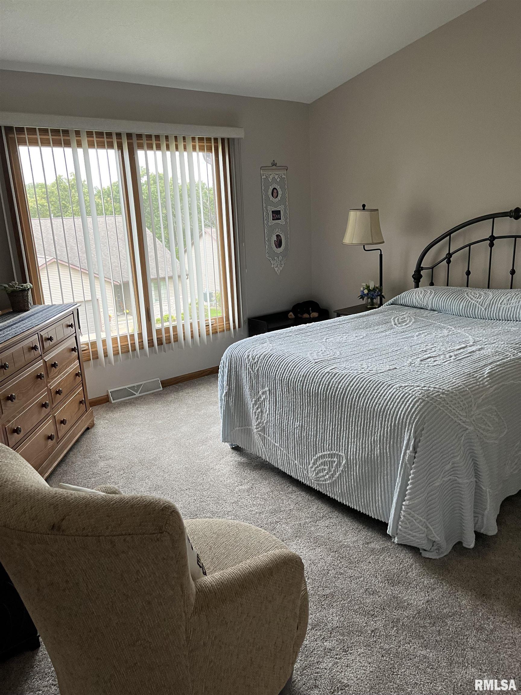 516 Mill Ridge Road Clinton, IA 52732 - Photo 15 of 18 Gallery Image 15