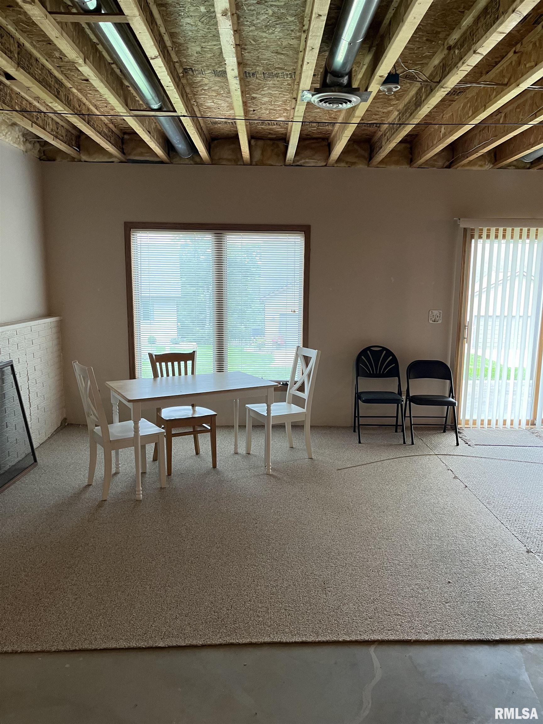 516 Mill Ridge Road Clinton, IA 52732 - Photo 18 of 18 Gallery Image 18