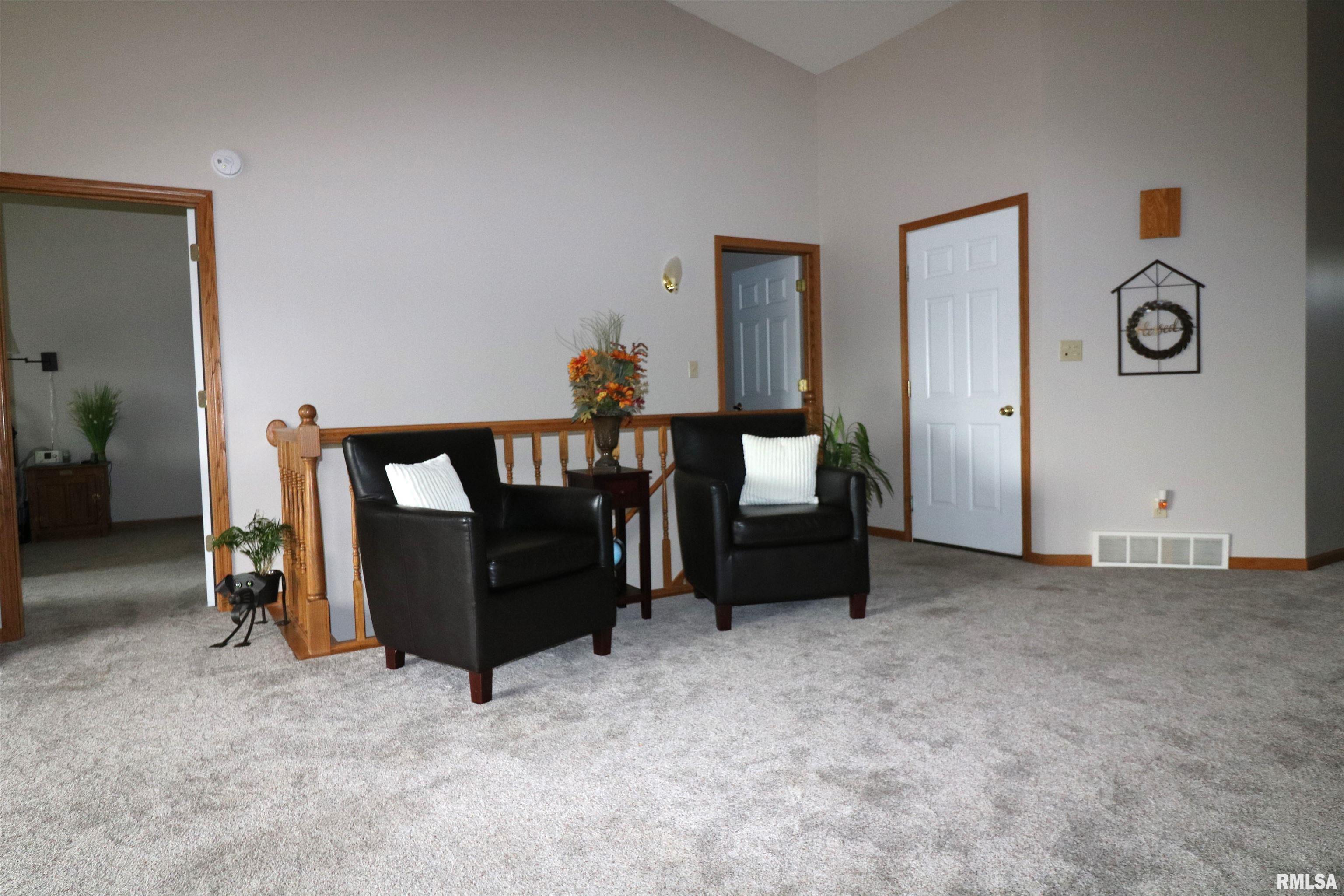516 Mill Ridge Road Clinton, IA 52732 - Photo 7 of 18 Gallery Image 7