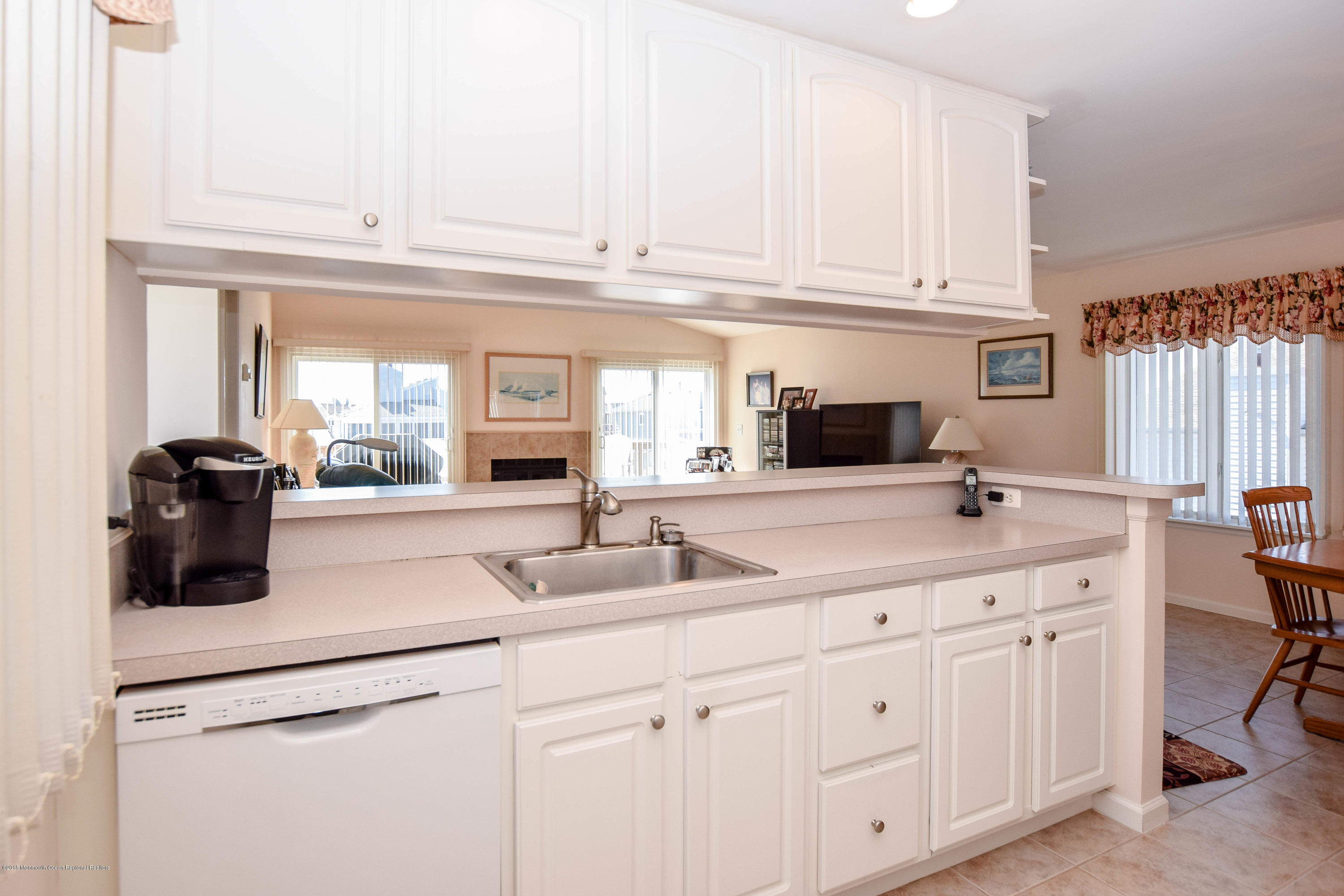 140 Peter Road Manahawkin, NJ 08050 - Photo 17 of 43 DSC_0068
