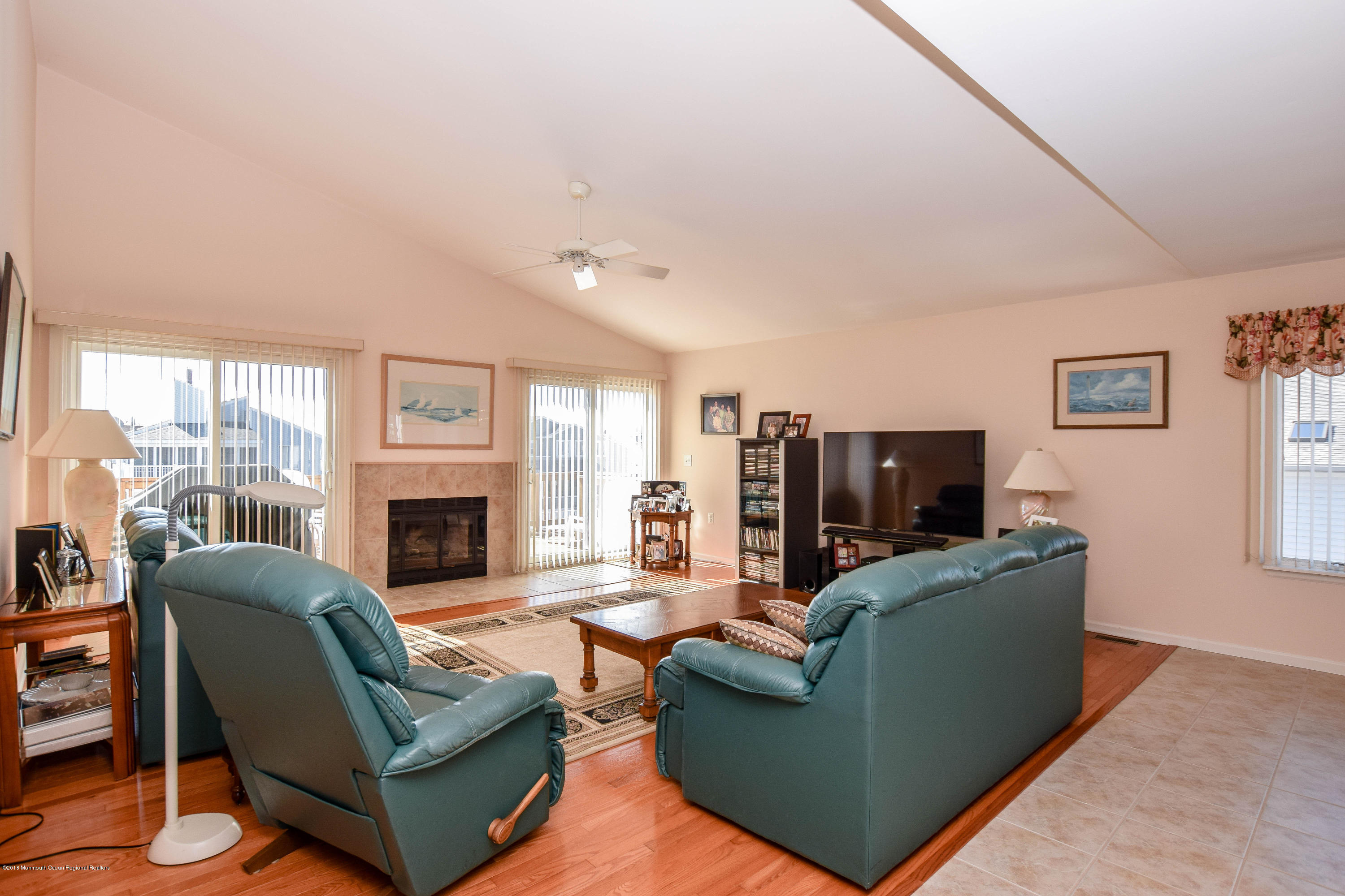140 Peter Road Manahawkin, NJ 08050 - Photo 8 of 43 DSC_0051