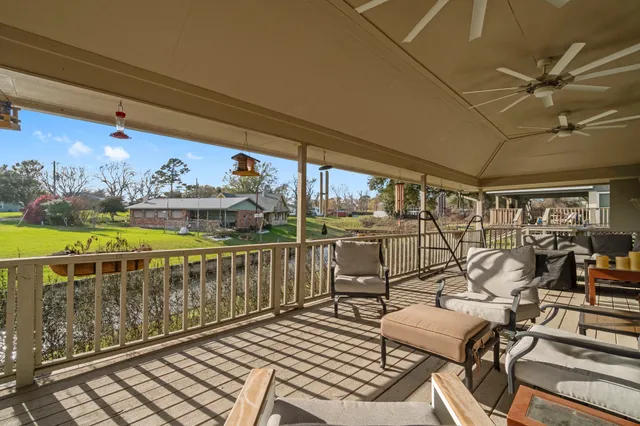 $499,900 | 330 Crestmont, Point Blank, TX 77364